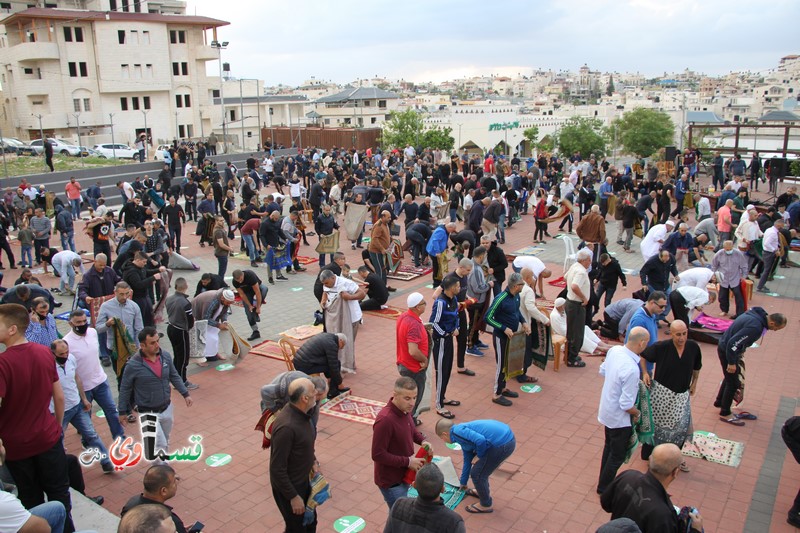 فيديو: شعائر  صلاة  وخطبة عيد الفطر  من مسجد صلاح الدين والشيخ اشرف عيسى يؤكد : حال مجتمعنا لا يُبشر بخير ... العنف والجريمة احتلا عقول شبابنا لبعدهم عن دينهم       